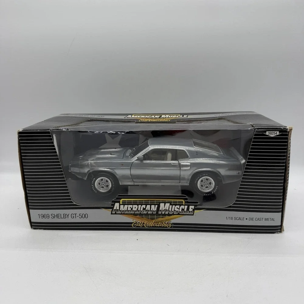 ERTL 39254 AMERICAN MUSCLE 1969 SHELBY GT-500 1:18 Silver Die-Cast METAL CAR